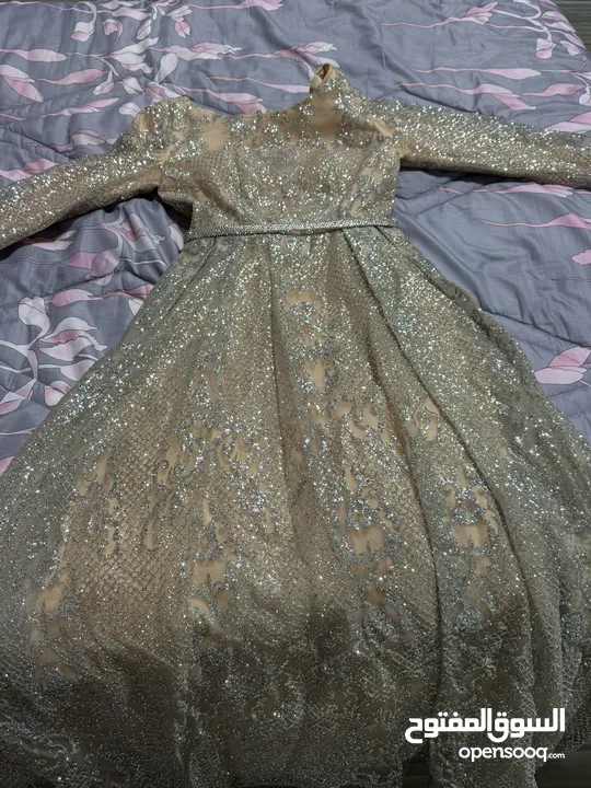 فستان سهرة