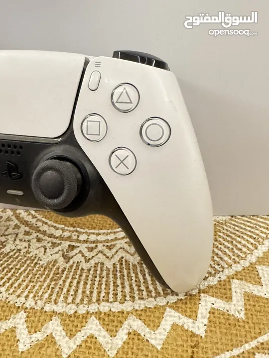 بلايستيشن 5 نظيف جدا بحال الوكالة استعمال خفيف جدا playstation5 بليستيشن 5 نظيفة جدا بحال الوكاالة