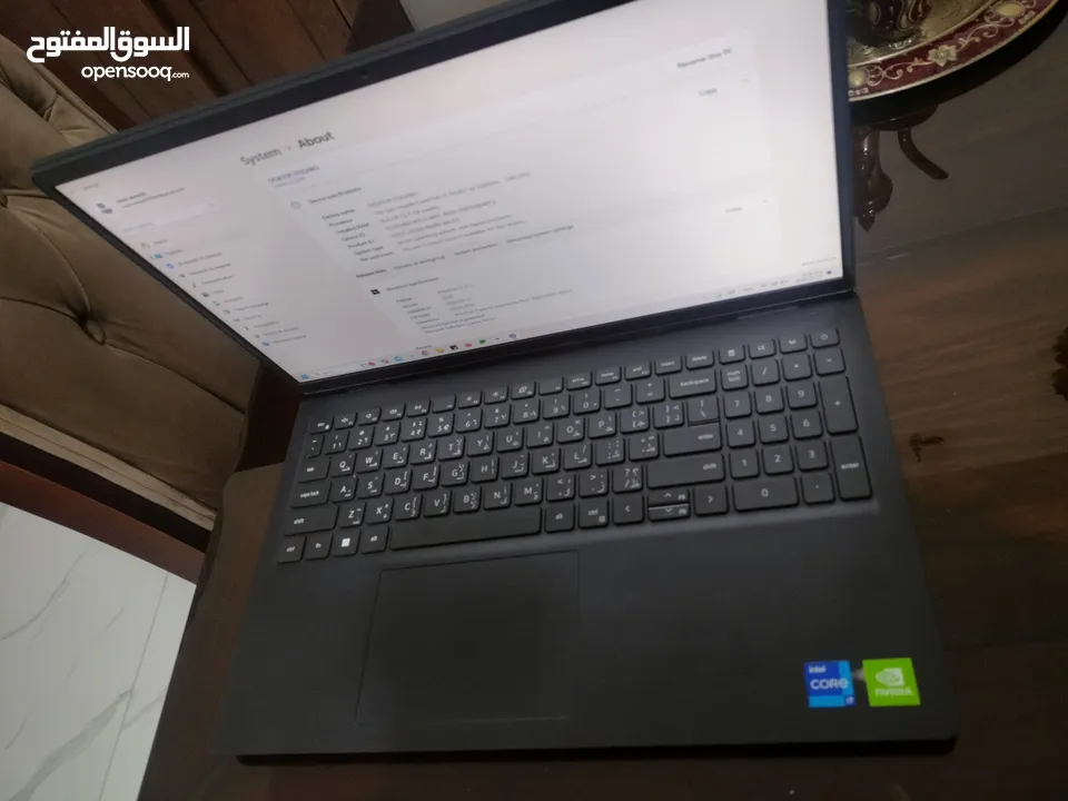 laptop dell 16G ssd بحالة ممتازة