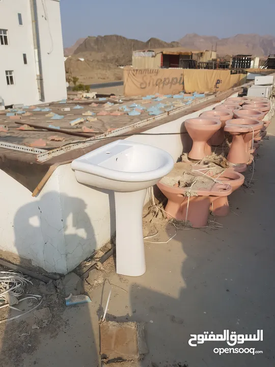 Lump Sum Best Offer Required WC English and wash basin