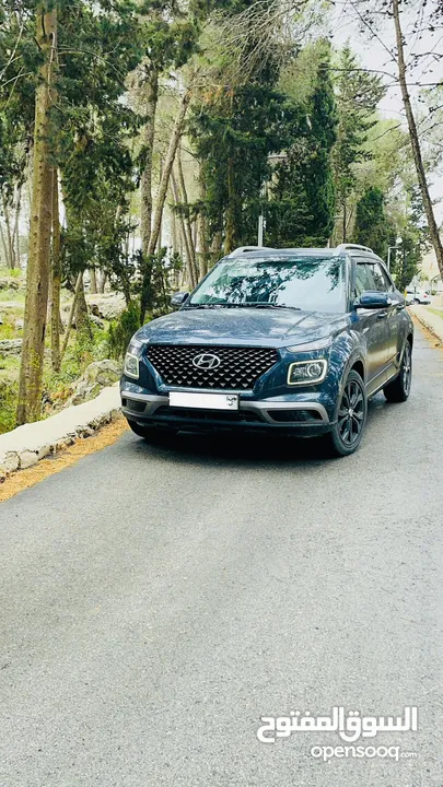 Hyundai  Venue  one  million (V) 2020