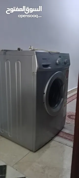 غسالة بيكو اتوماتيك مستعمله بحاجة صيانه تصدر صوت أثناء التنشيف