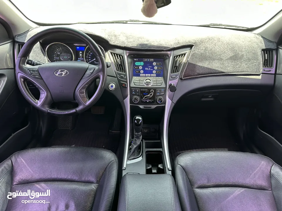Hyundai sonata hybrid 2012