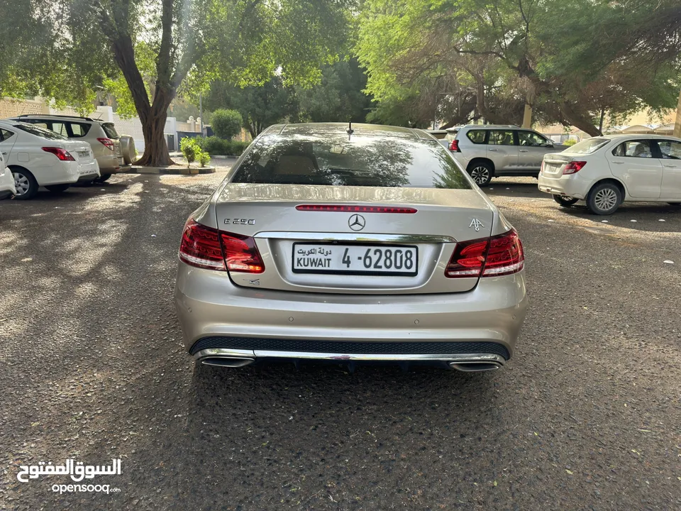 مرسيدس E 250 ماشي 95 الف صبغ الوكالة