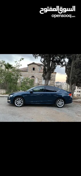 Skoda Octavia بويه شركة 2022  بحاله الوكاله  يد 1  عداد قليل