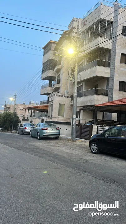 شقه لي البيع