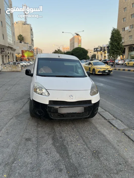 بكم بيجو بارتنر 2015 4 جيد