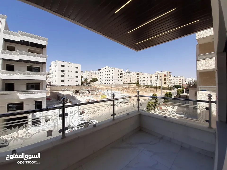شقة للبيع في شفا بدران بتشطيبات مميزة طابق ثاني مساحة 150م