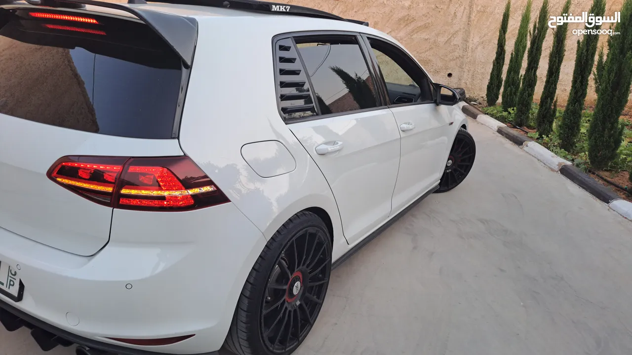 عرررض مممغري عالكاااش فقط بسعر ليون وبولو واكسنت golf gti mk7 2015