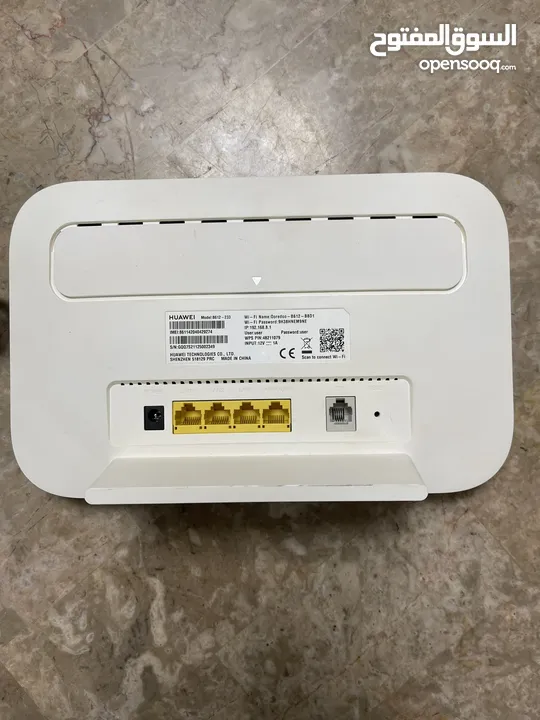 Ooredoo router - 1 fiber router + 1 4G router (SIM)