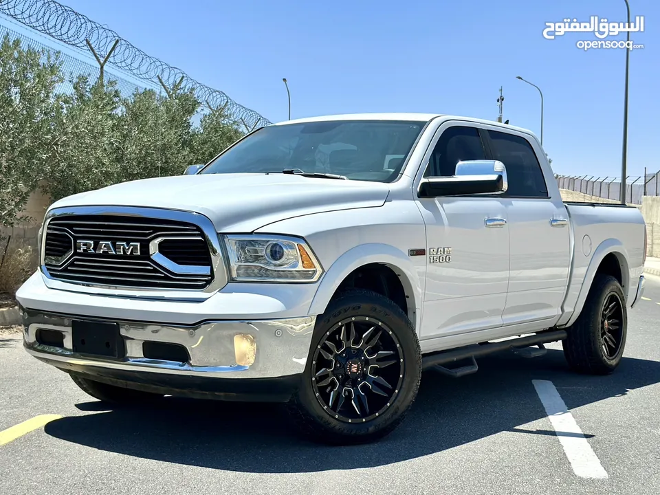 Ram 1500 ecodiesel Laramie 4x4 2017 فحص ، كلين ، تيربو ديزل ، مميز