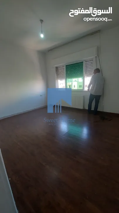شقة مميزة للبيع في أم السماق الشمالي طابق ثاني 130م تشطيب سوبر ديلوكس بسعر مغري