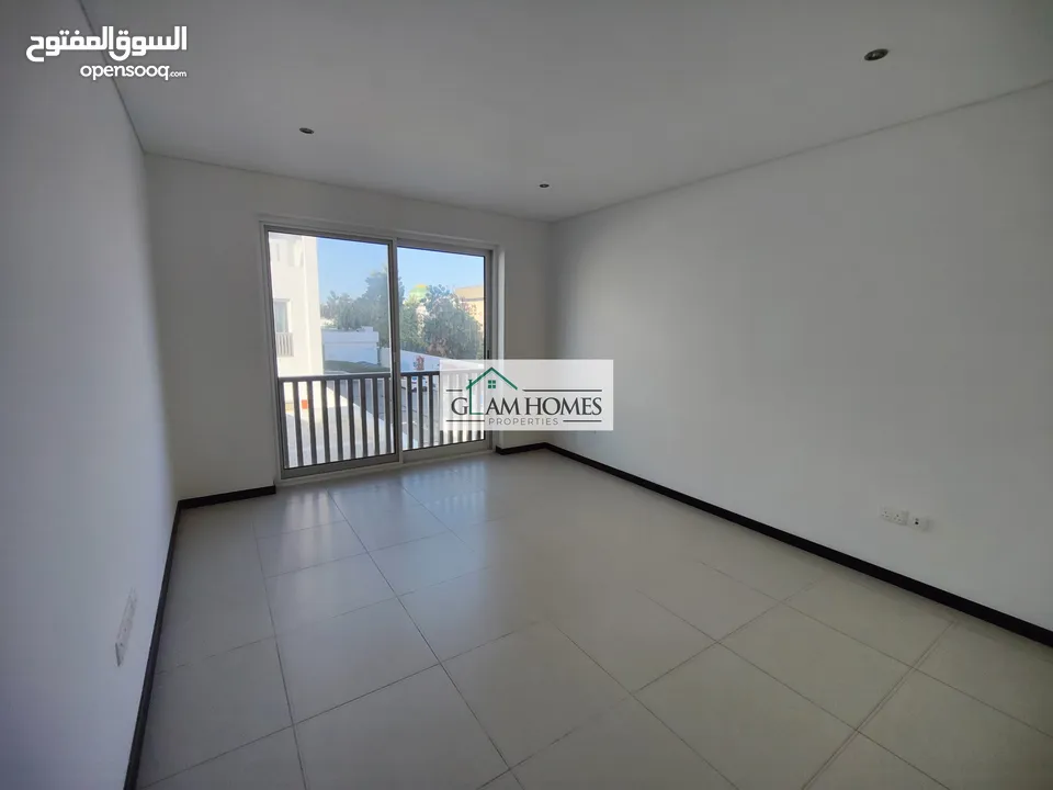 2 Bedrooms Apartment for Rent in Madinat As Sultan Qaboos REF:605H