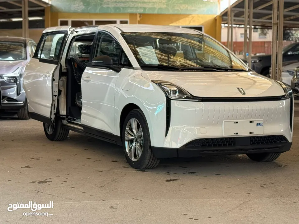 BESTUNE E05 NAT بستيون 2023 Zero بسعر مغري جداً