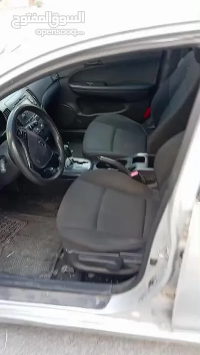 هيونداي i30 2011