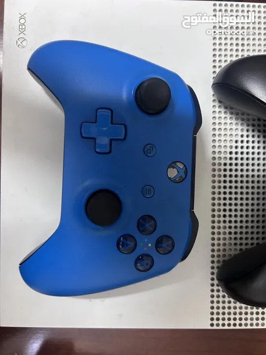 اكس بوكس ون أس مساحه 1 تيرا معا يدين تحكم