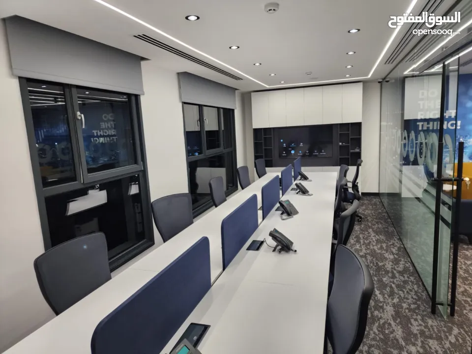 مكتب فخم للإيجار أو البيع