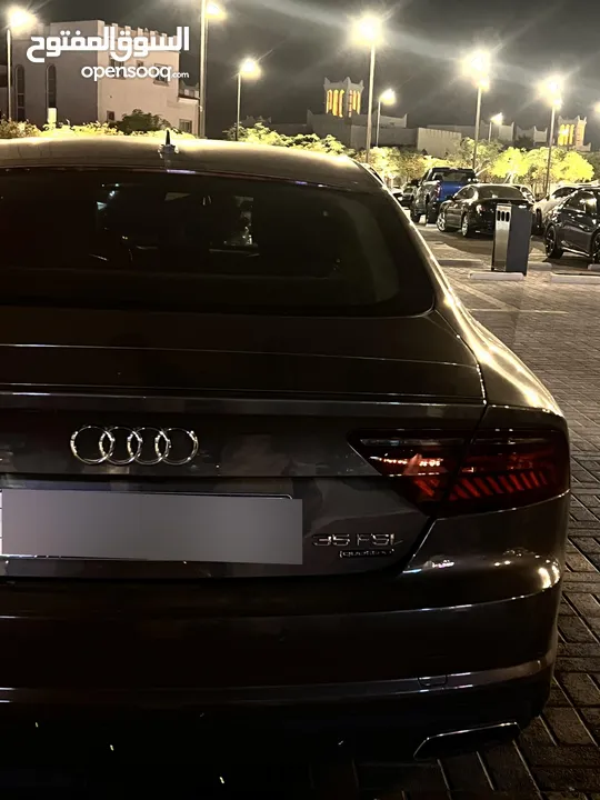2015 Audi A7 2.8L Quattro  Mileage only 91,000km !