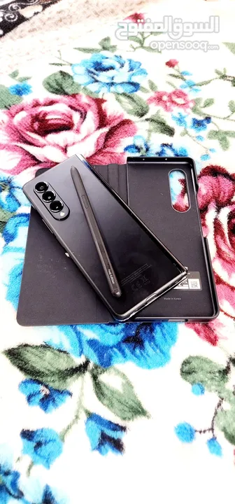 Samsung Z Fold 3 256GB Used new