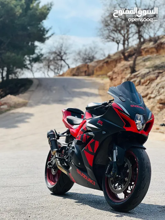 SUZUKI  //GSX--R--  **1000** موديل 2017 وكاله وممشي قليل