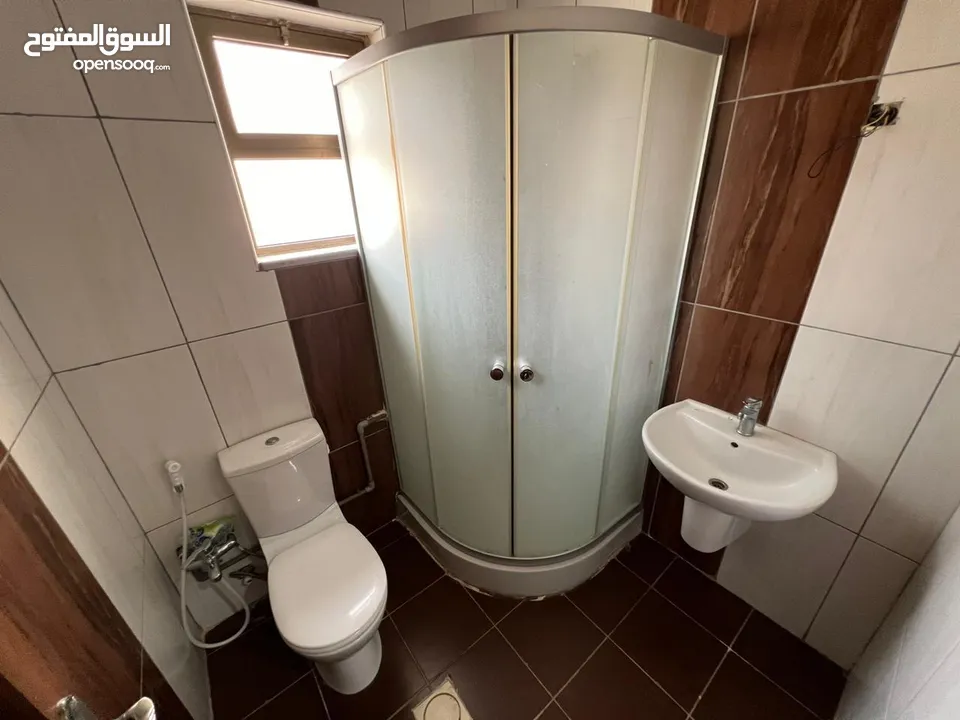 شقة مميزة للبيع في منطقة ابو نصير حي الضياء طابق ثاني