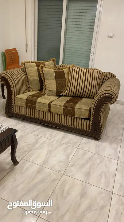 طقم كنب بحالك حيدة