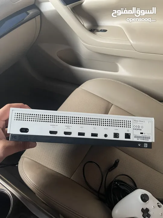 للبيع اكس بوكس ون اس بحاله ممتازه for sale xbox one s in good condition