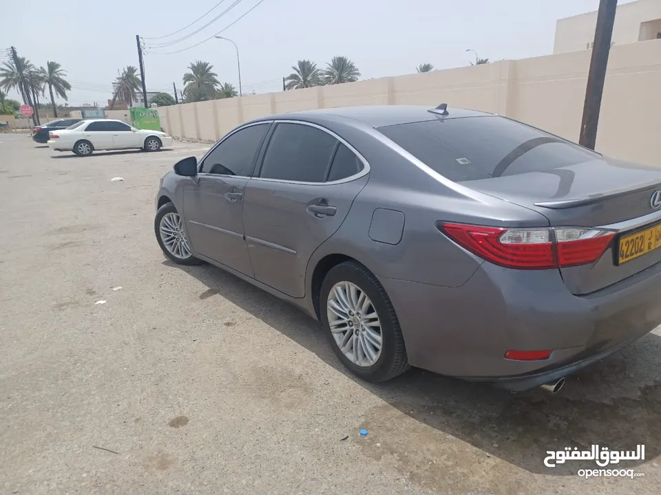 للبيع بشكل عاجل لكزس ES350