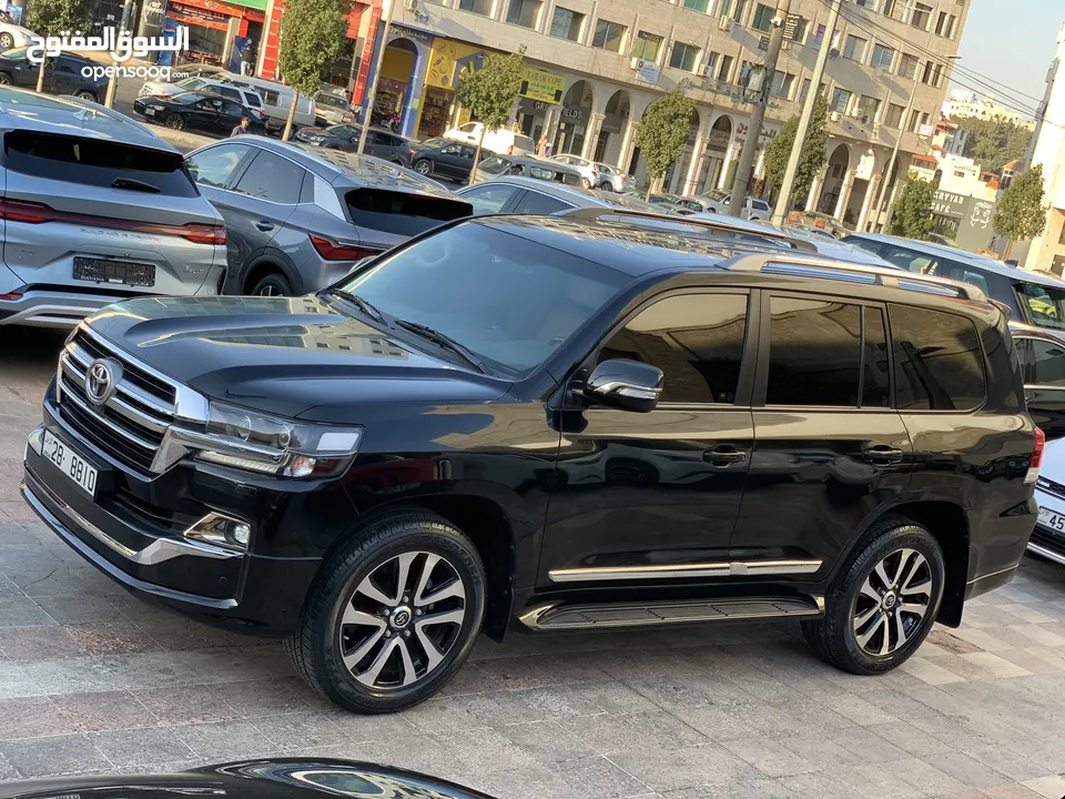 Land cruiser GX-R grand touring 2019