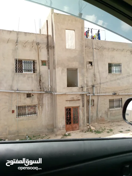 بيت للبيع مكون طابقين
