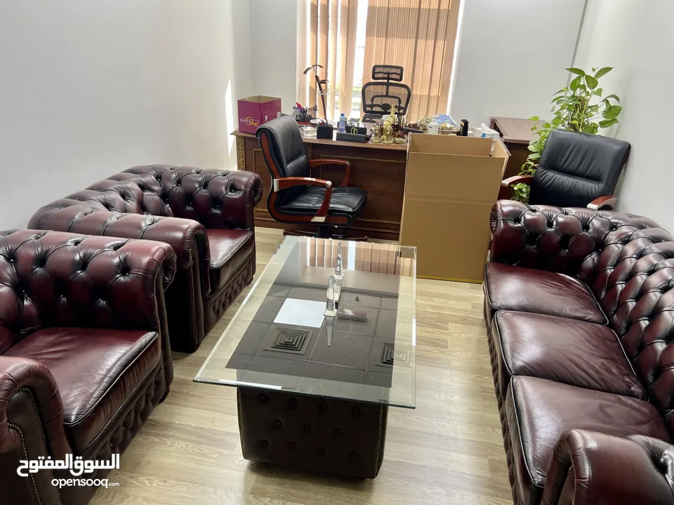 Used office furniture for sale in Qatar