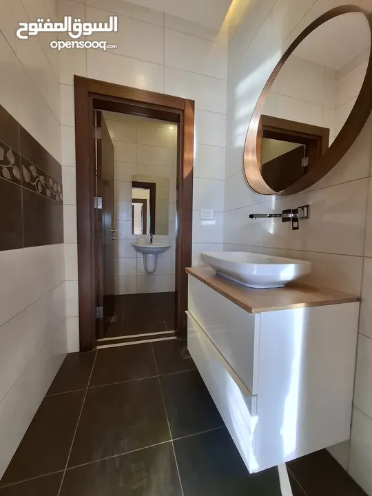 شقة شبه مفروشة للإيجار ( Property 43386 )-175083960