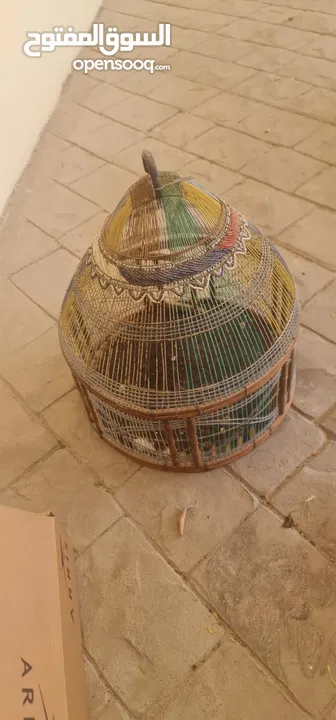 Birds cage for parrots and feeding