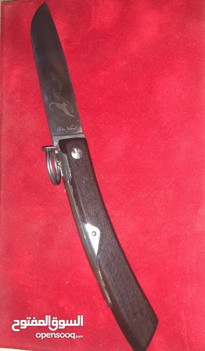 سكين  ( أم وعل ) نوع المعدن كاربون ستيل نوعيه خاصه  بلد الصنع: المانيا GERMANE