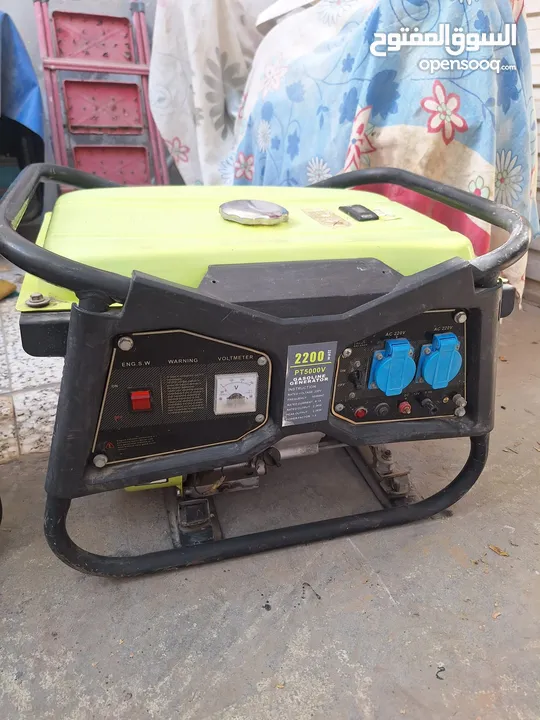 للبيع جنريترات شغالين 100٪ و بحاله ممتازه