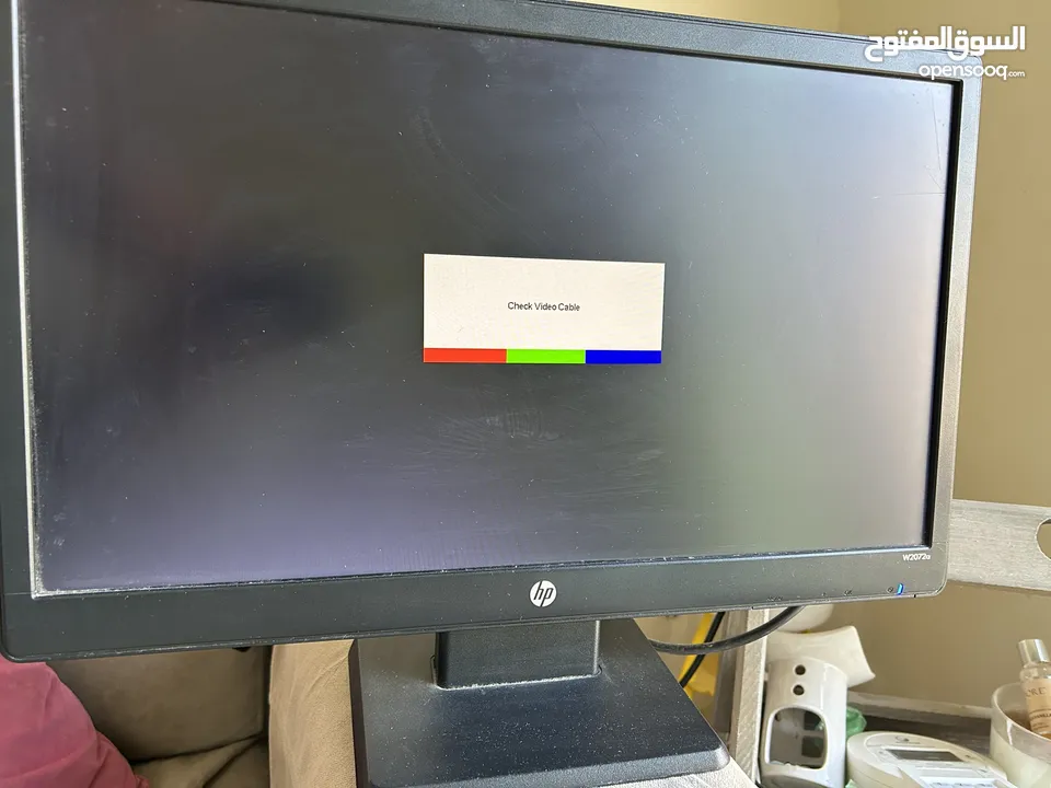 شاشة hp  20 بوصة استعمال خفيف (بسبب السفر)
