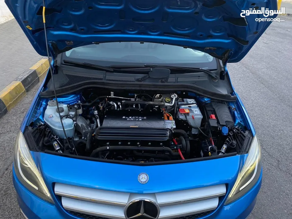مرسيدس B class ماشيه 88 الف فقط بحاله الوكاله