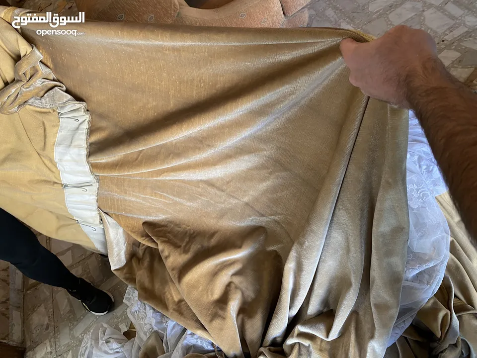 برادي بحالة ممتازة تطريز يدوي