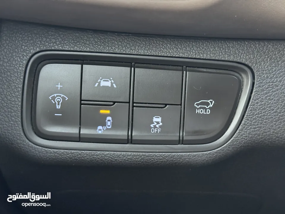 فرصة نادرة – Hyundai Santa Fe بانوراما  (6+1 مقاعد أصلية) One Million ،فحص نخب و عداد قليل أصلي