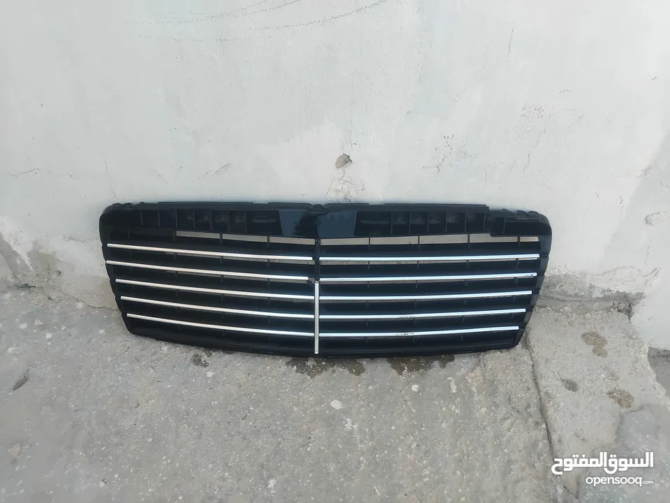 غرفة مارسيدس97 كراسي وبطانات ابواب
