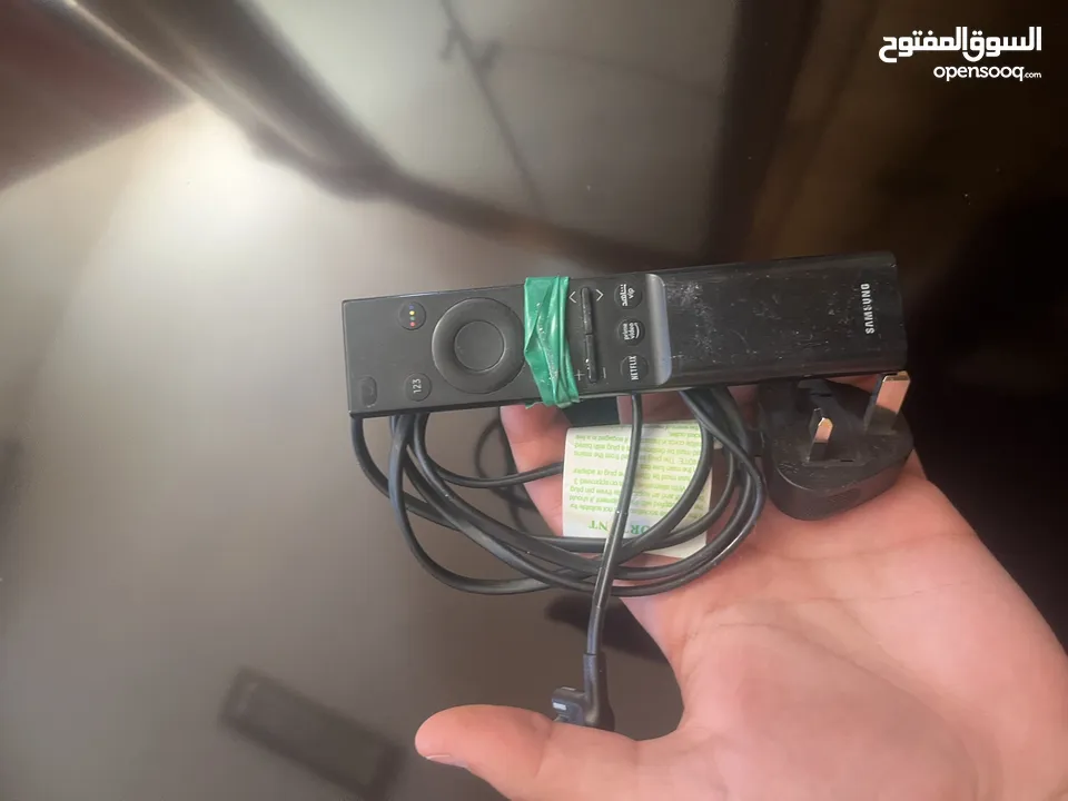شاشة سامسونج شاشتها مكسورة