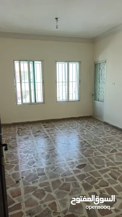 شقة مميزة جداً للبيع مساحة 123م / الطابق الاول - جبل الاخضر بالقرب من مدرسة روابي القدس