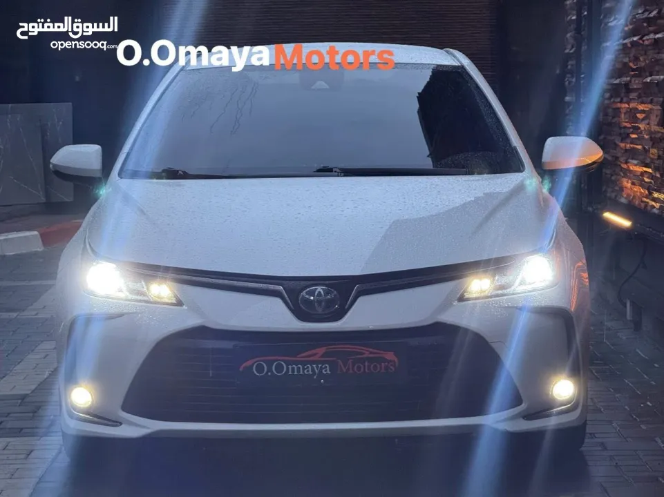 Toyota Corolla Hybrid 2023 عداد قليل ، فحص نخب ولا غرام بوية ، أعلى فئة إضافات و بسعرررررر مميزز