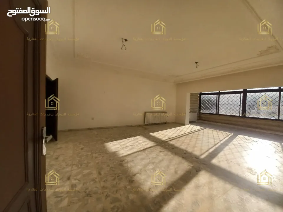 شقة ارضية من فيلا مع ترسات خلدا