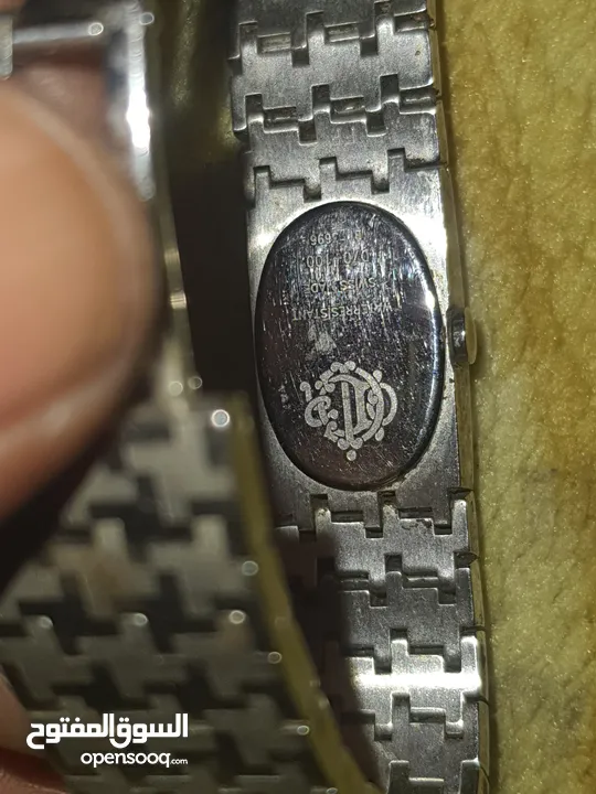 ساعة اصلية من الذهب Cartier و Dior