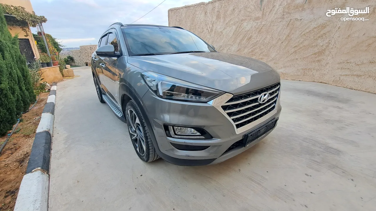 مطلووووب جيب هونداي توسان من موديل 2016 ل 2020  والدفع كاااش