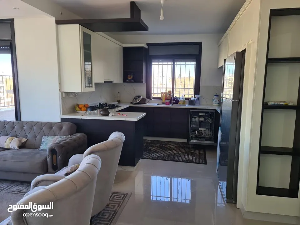 ثلاث غرف نوم مفروشة للايجار المصايف