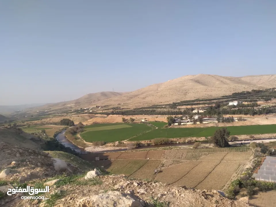 قطعة أرض للبيع مميزة بأطلالة مرتفعة وبسعر مغري