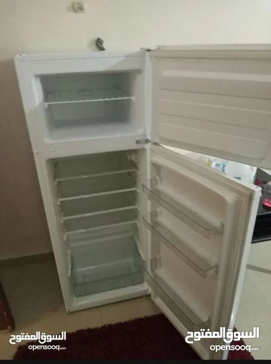 استديو مفروش بالكامل بشميساني خلف مجمع النقابات غرفة نوم غرفة معيشه مطبخ حمام مع شور بوكس