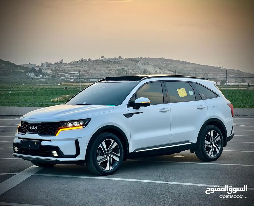 كايا سورينتو/2022 فل الفل  فتحة سقف بانوراما  4x4 ///240Hp بنزين + كهرباء  ( Haybrid) 1600cc